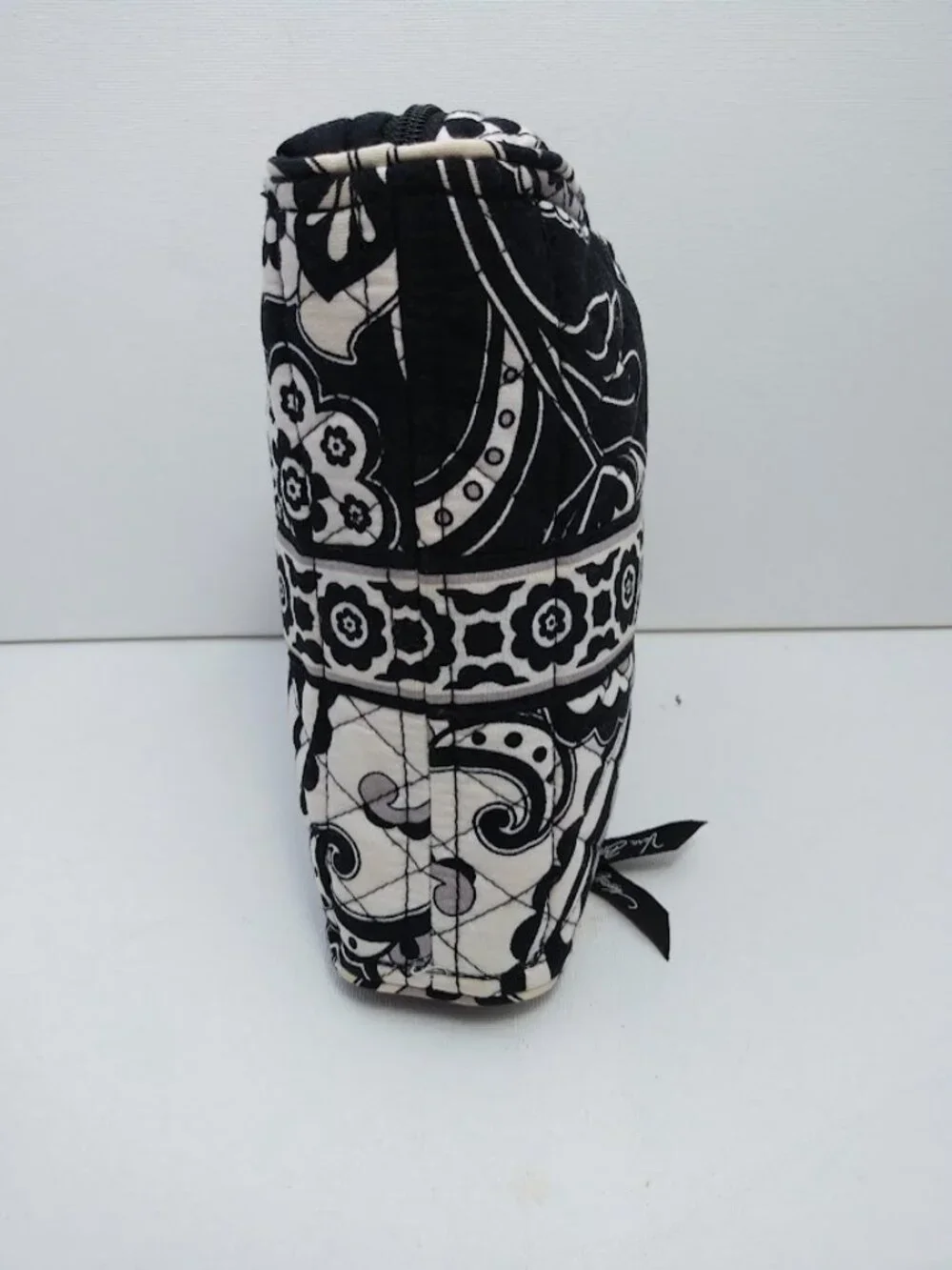Vera Bradley Jewelry & Cosmetic Travel Bag Black Gray & White Handles FLAWS